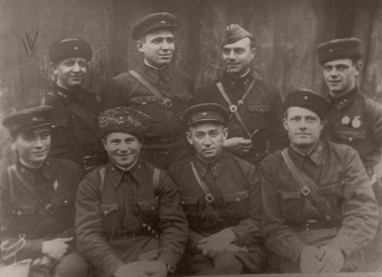 Дни войны, 1942.